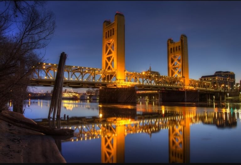 old sacramento waterfront 2 768x527