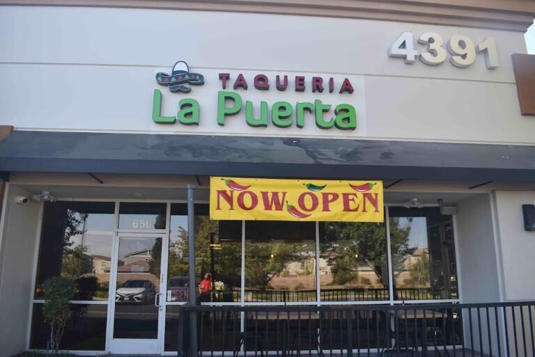taqueria la puerta 768x513