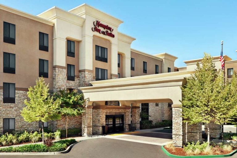 hampton inn suites west sacramento 768x512