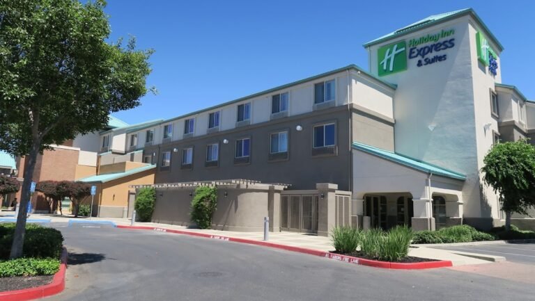 holiday inn express suites elk grove central hwy 99 by ihg 768x433
