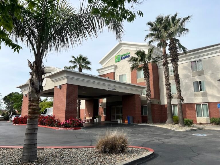holiday inn express woodland an ihg hotel 768x576