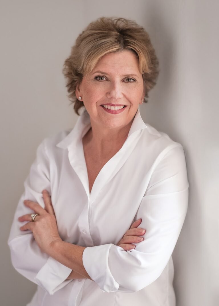 premier photography headshots and branding 768x1075