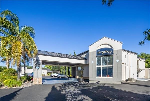 prodigy hotel a days inn by wyndham